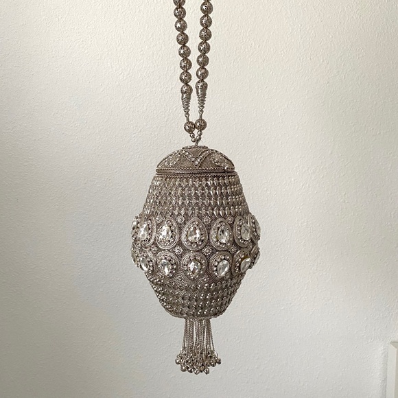 Unique Silver Indie Rhinestone Evening Bag - Picture 1 of 9